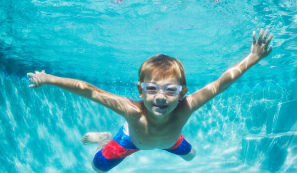 kid-piscine-formes-libre-capricorn-space-pools mallorca pools